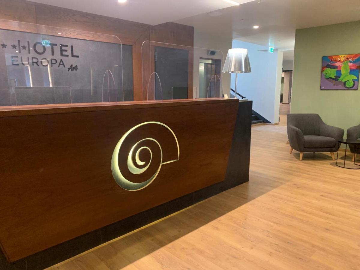 Hotel Europa Art קאסרטה מראה חיצוני תמונה