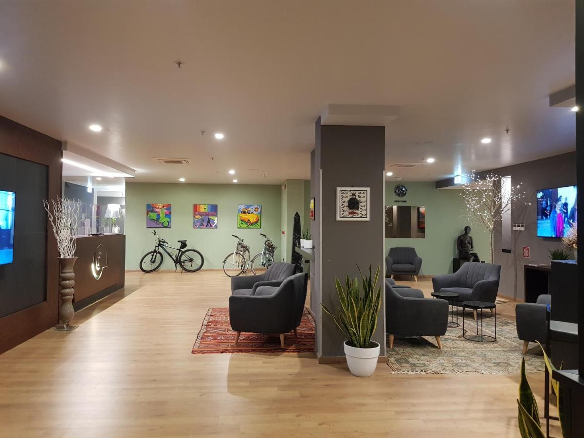 Hotel Europa Art קאסרטה מראה חיצוני תמונה