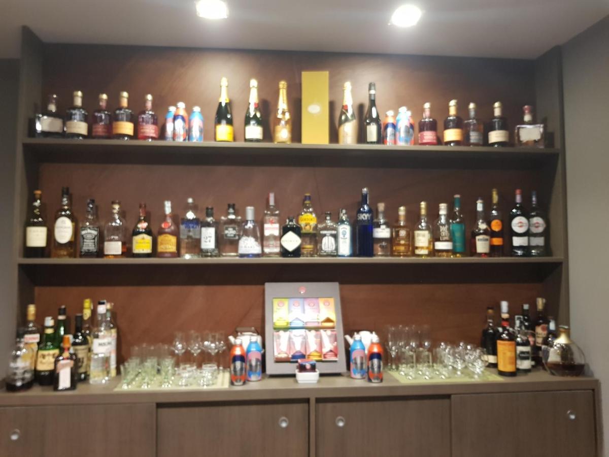 Hotel Europa Art קאסרטה מראה חיצוני תמונה