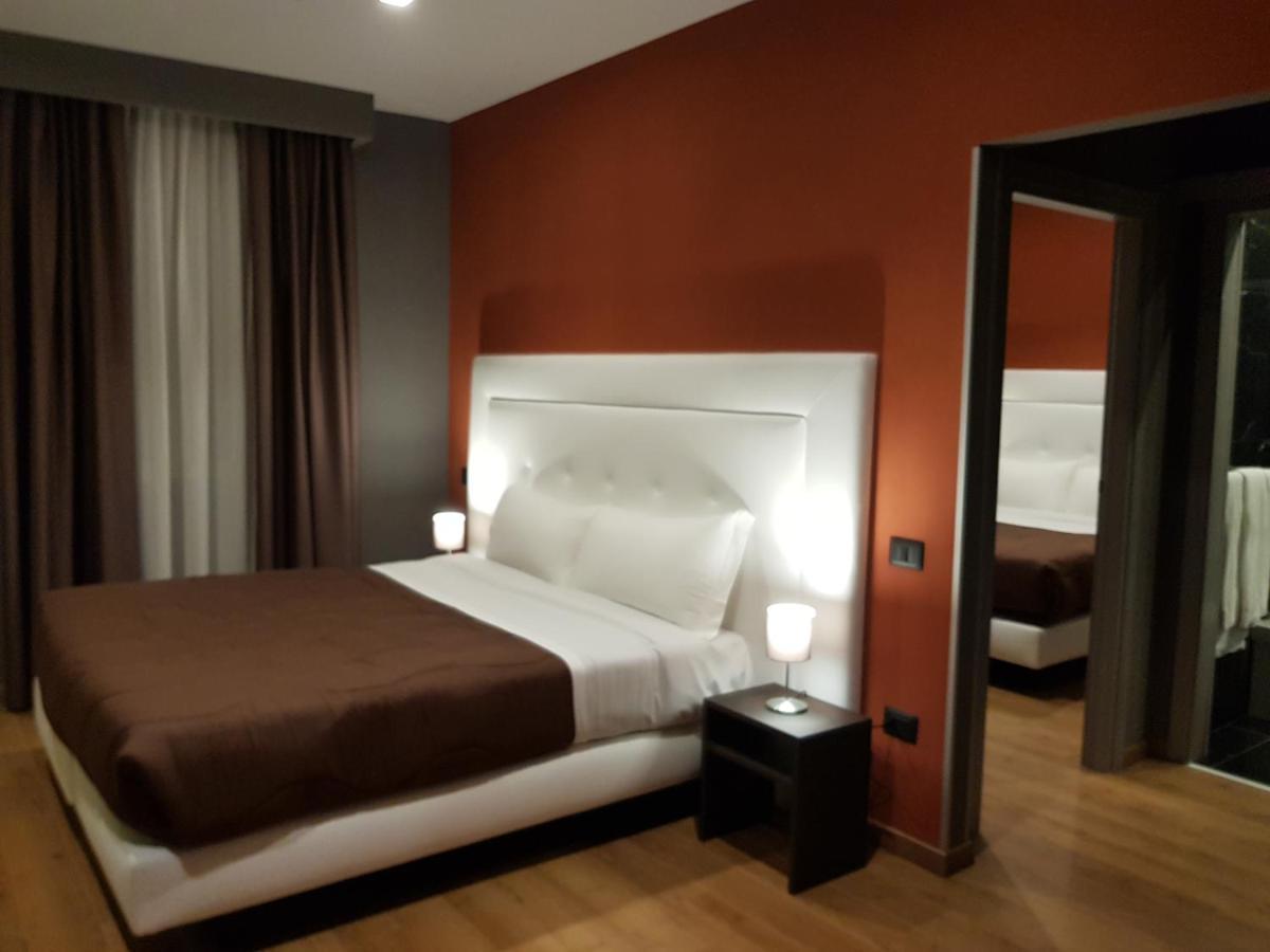 Hotel Europa Art קאסרטה מראה חיצוני תמונה