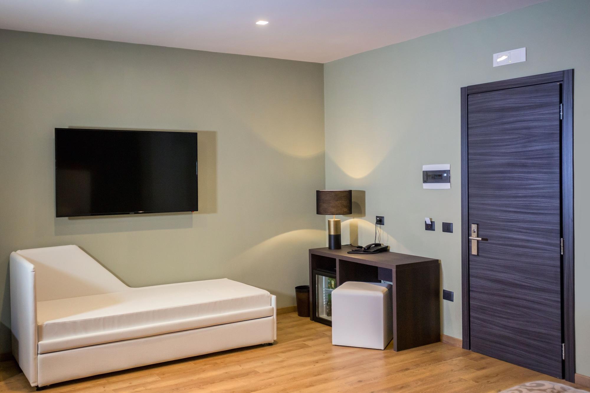 Hotel Europa Art קאסרטה מראה חיצוני תמונה