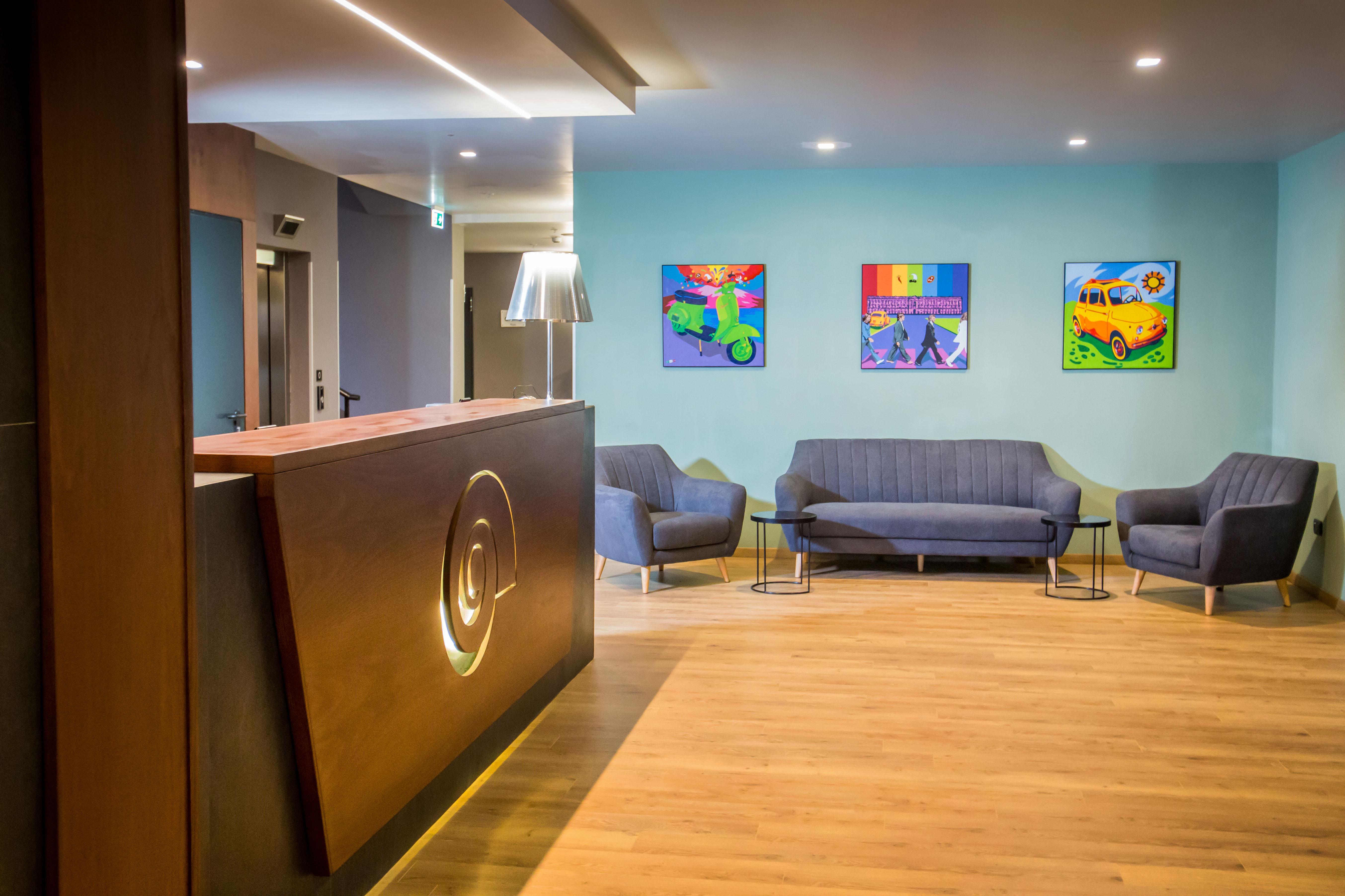 Hotel Europa Art קאסרטה מראה חיצוני תמונה