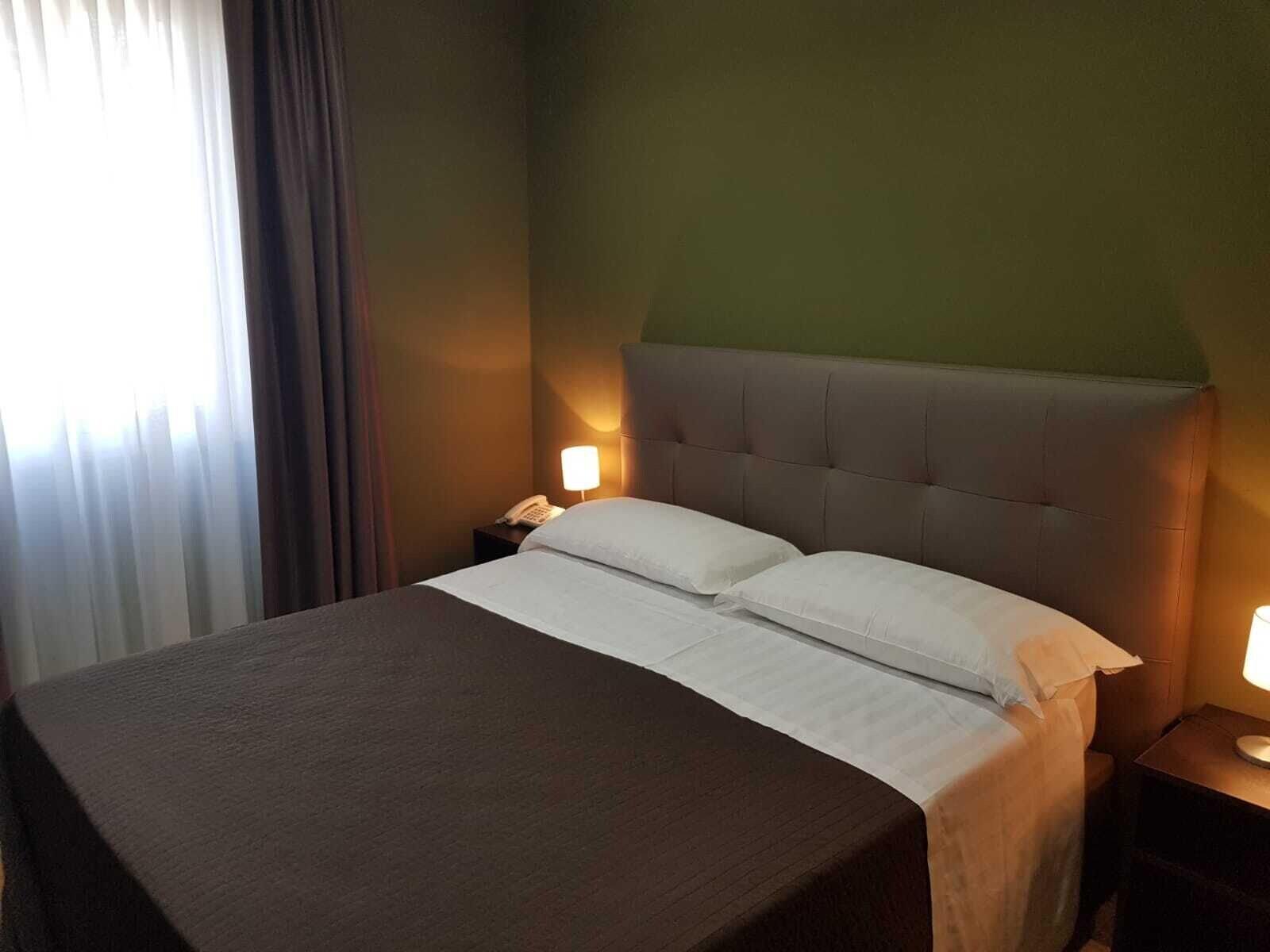 Hotel Europa Art קאסרטה מראה חיצוני תמונה