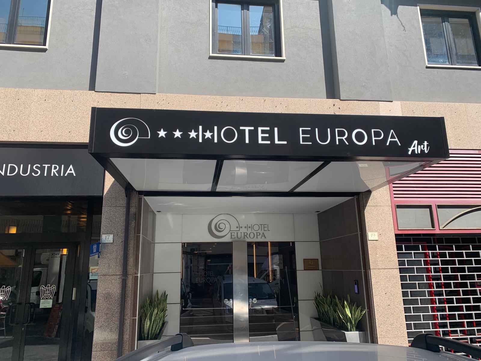 Hotel Europa Art קאסרטה מראה חיצוני תמונה