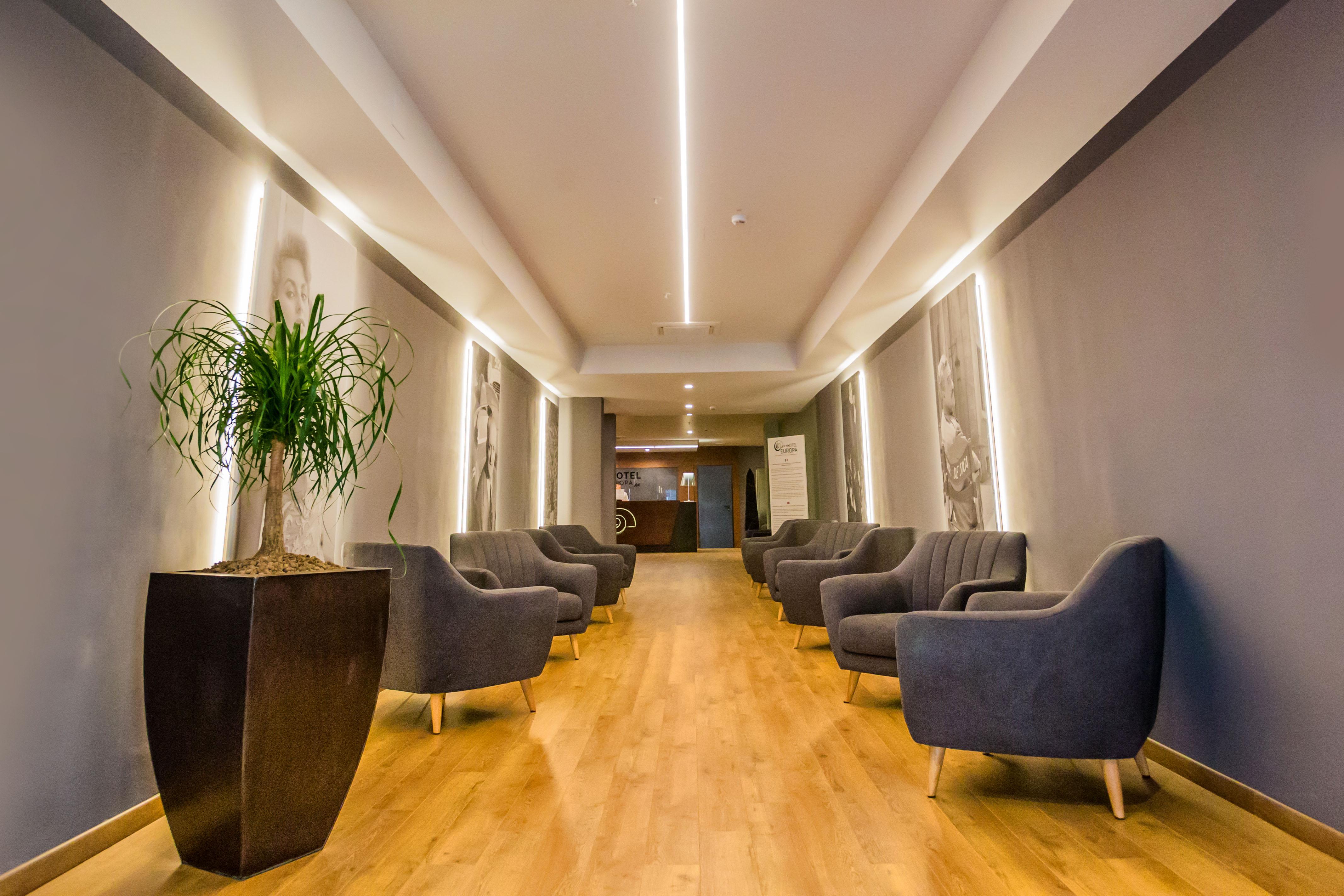 Hotel Europa Art קאסרטה מראה חיצוני תמונה