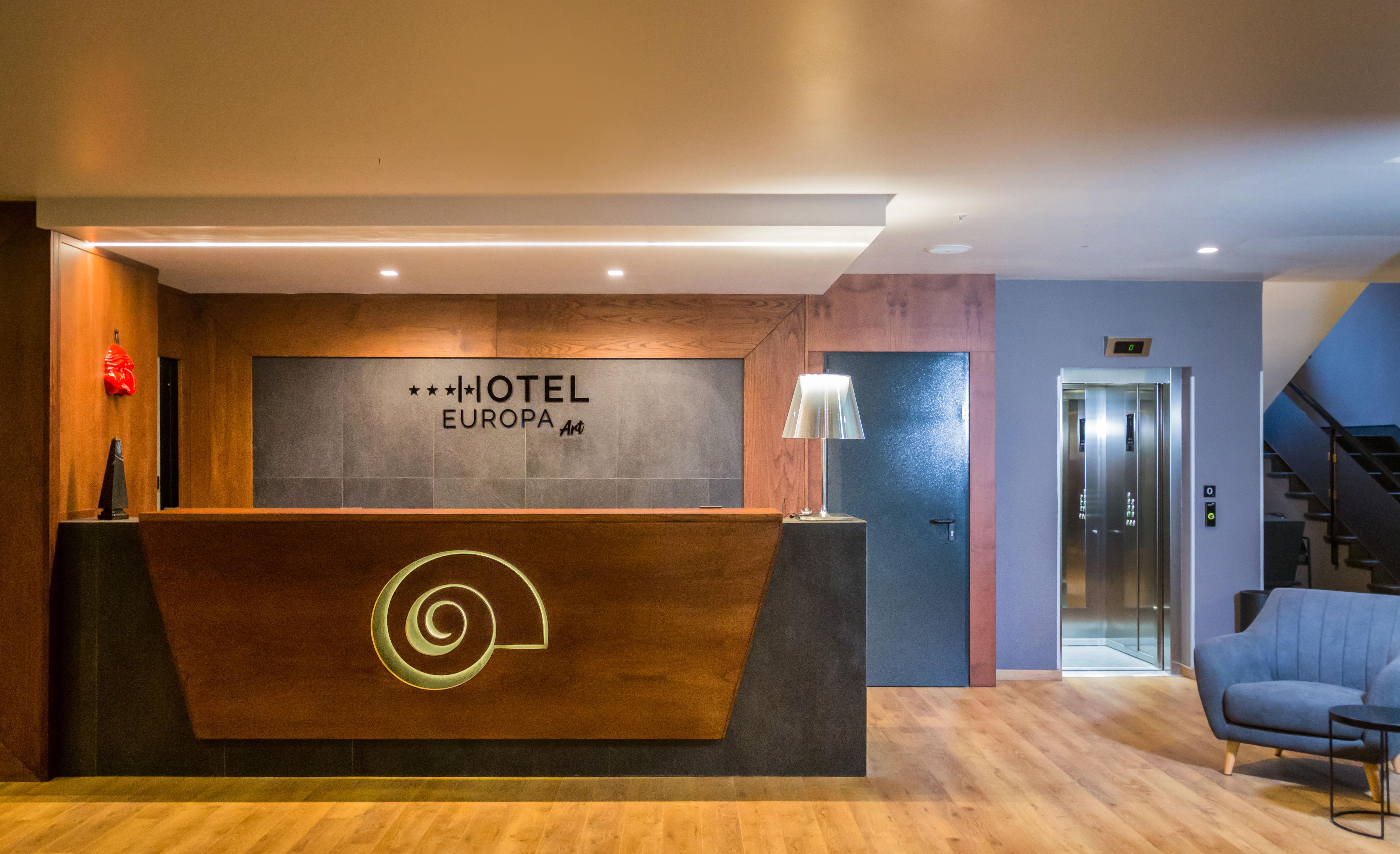 Hotel Europa Art קאסרטה מראה חיצוני תמונה