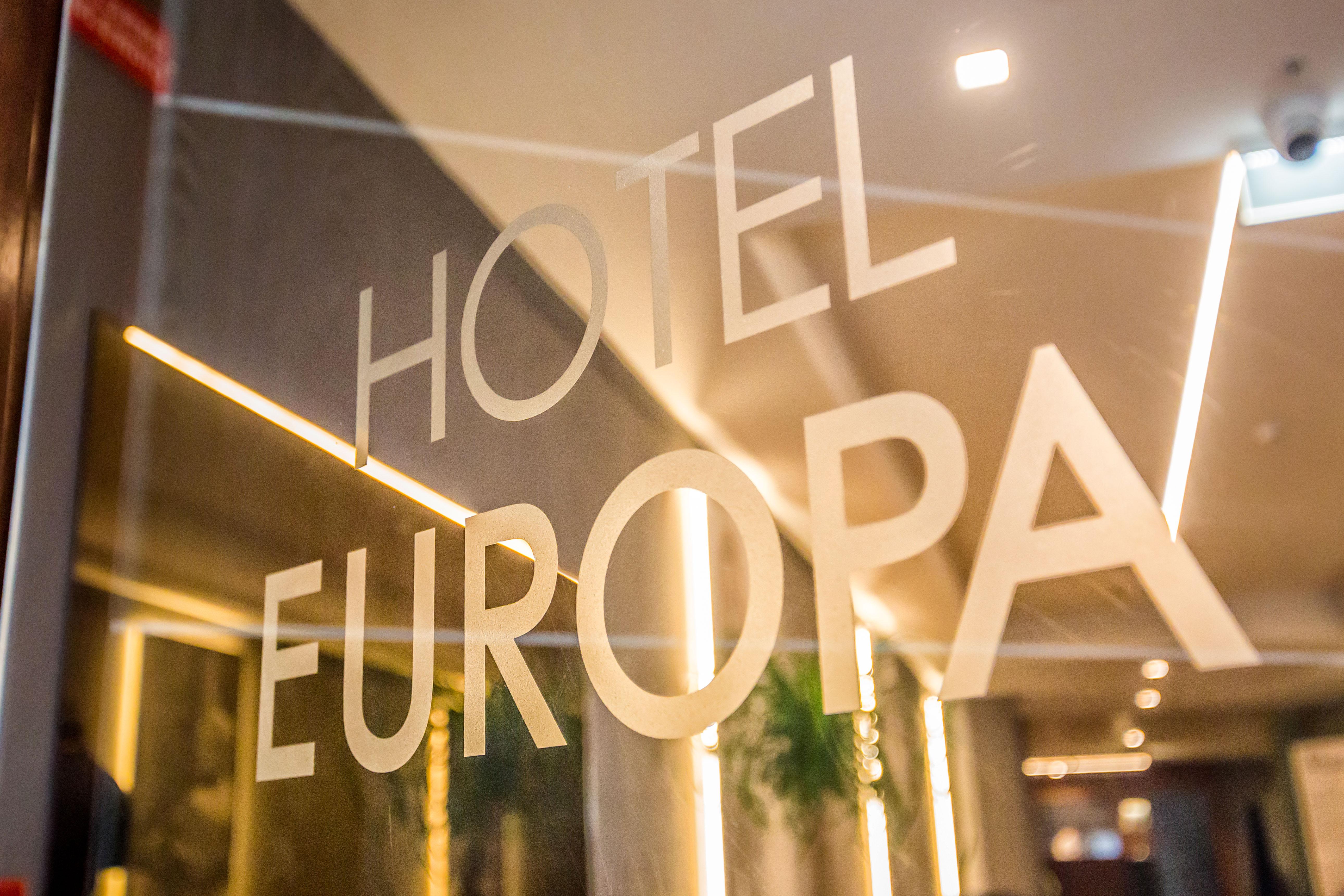 Hotel Europa Art קאסרטה מראה חיצוני תמונה