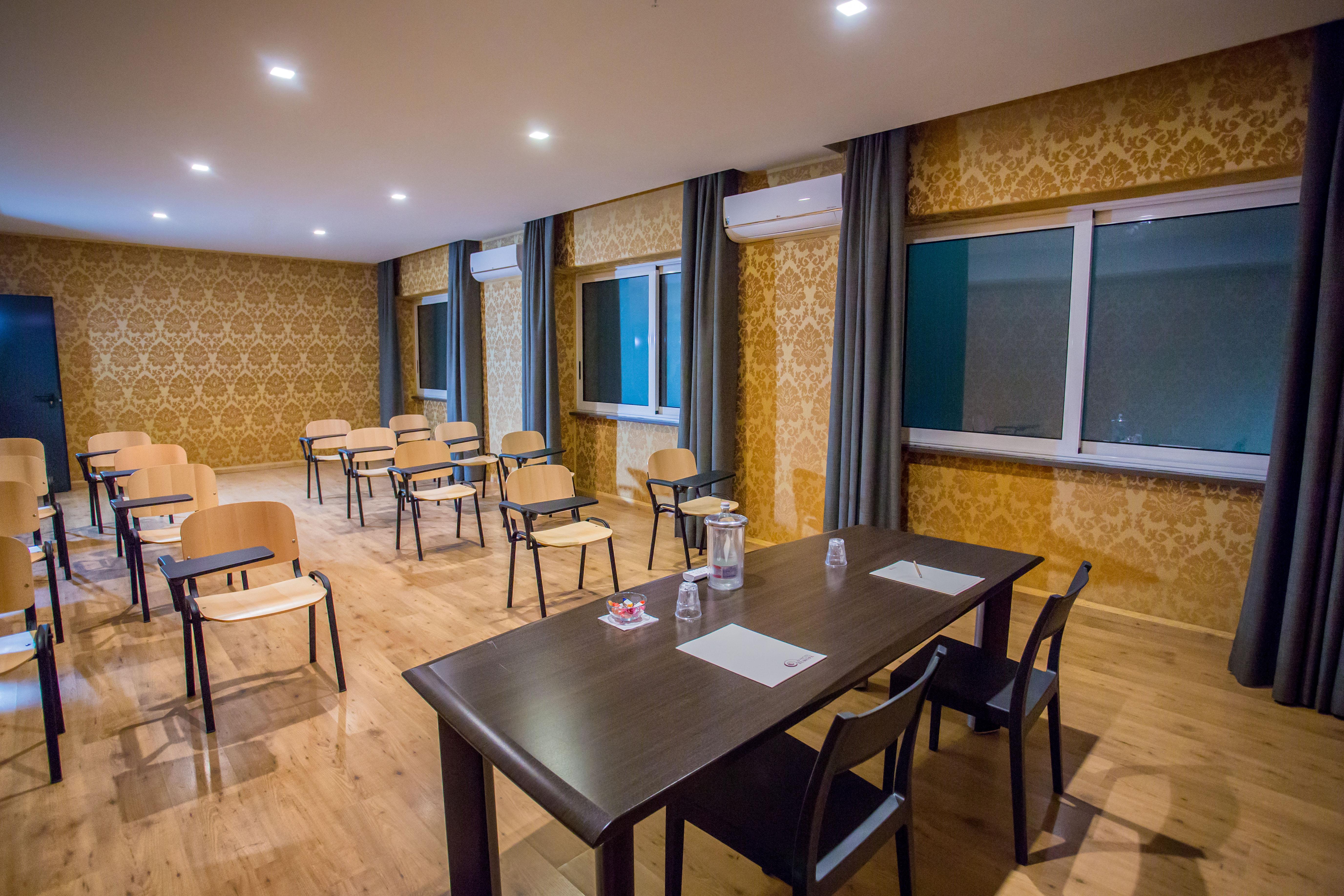 Hotel Europa Art קאסרטה מראה חיצוני תמונה